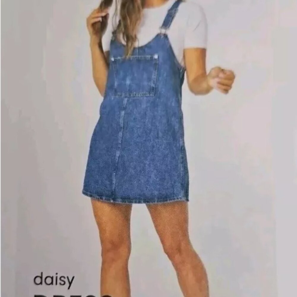 RE Generation by Celebrity Pink Daisy Dress Denim Size Medium MJean blue Denim